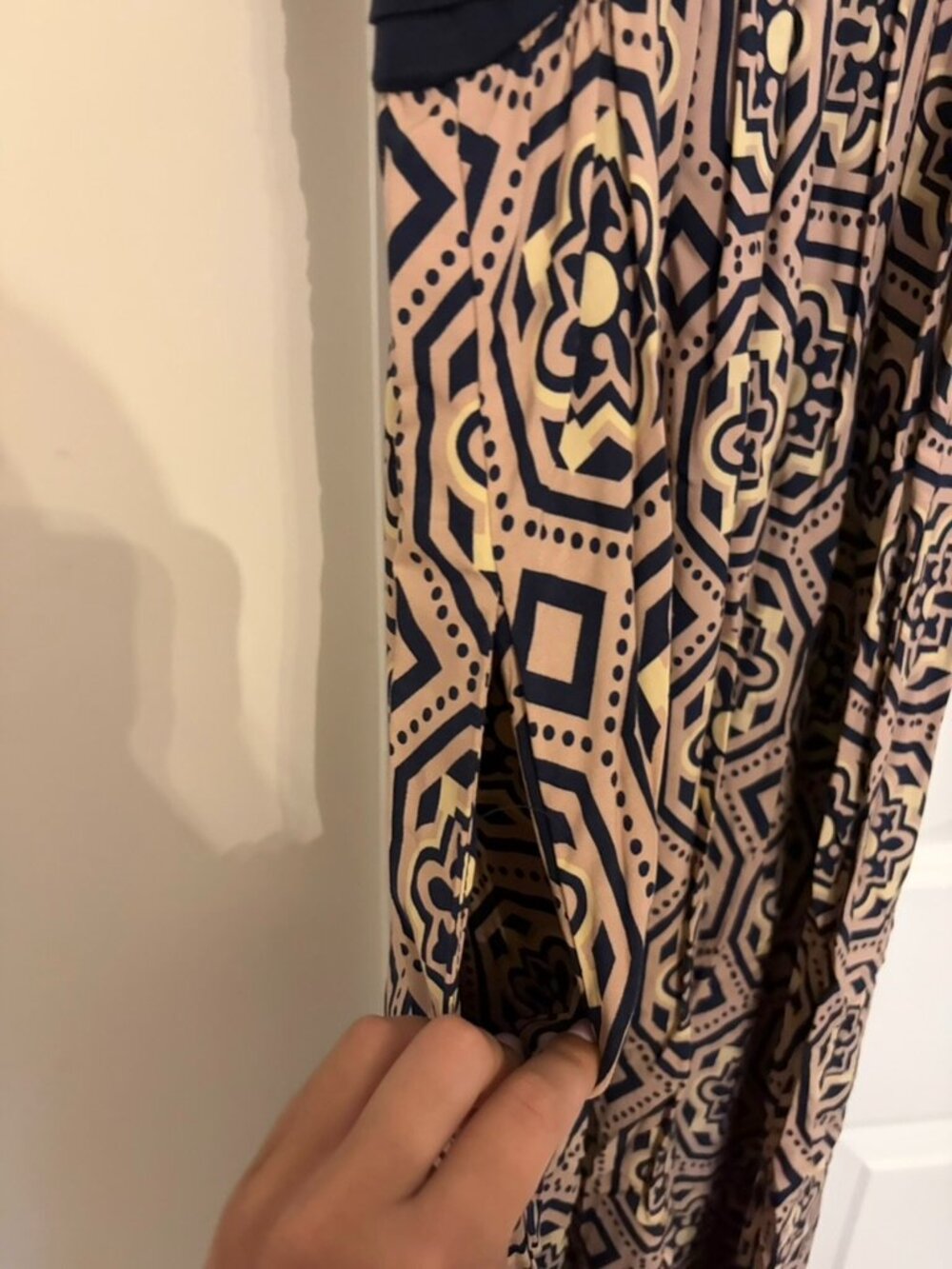 Lilka Anthropologie Geometric Cami Dress | XS | Navy & Peach - Picture 5 of 5